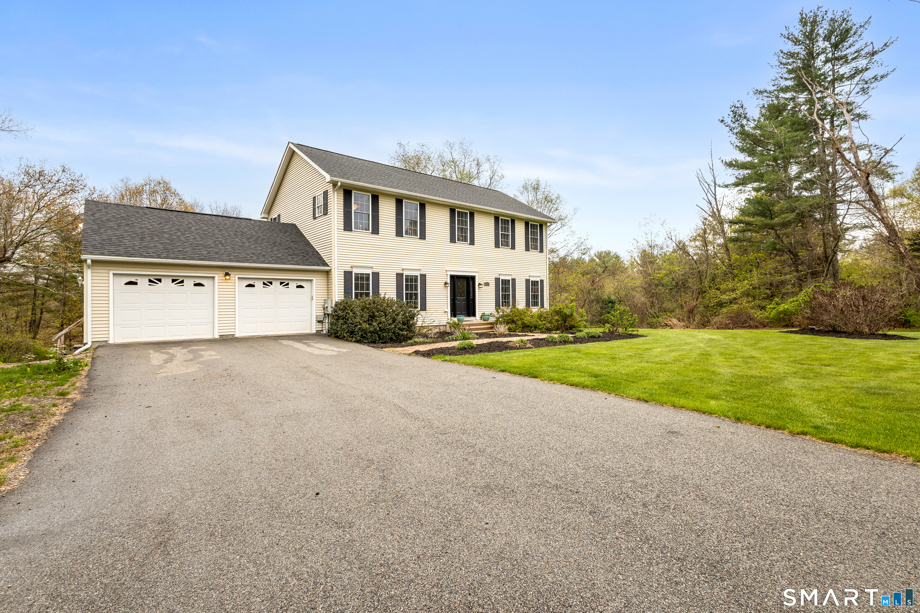 1393 Route 169 Woodstock CT 06281