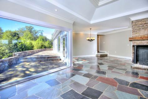 27 Rogues Ridge Weston CT 06883
