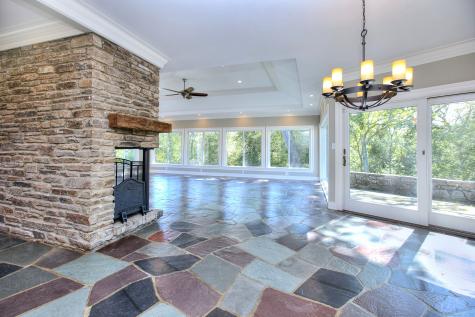 27 Rogues Ridge Weston CT 06883