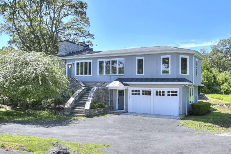 27 Rogues Ridge Weston CT 06883