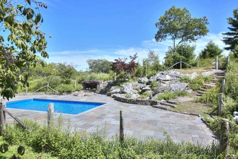 27 Rogues Ridge Weston CT 06883