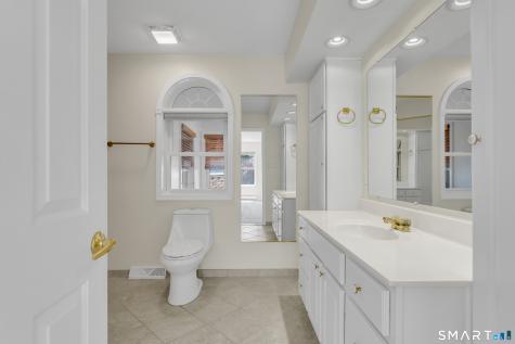 1175 South Main Street Middletown CT 06457