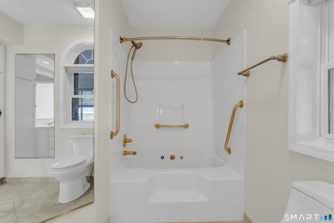 1175 South Main Street Middletown CT 06457
