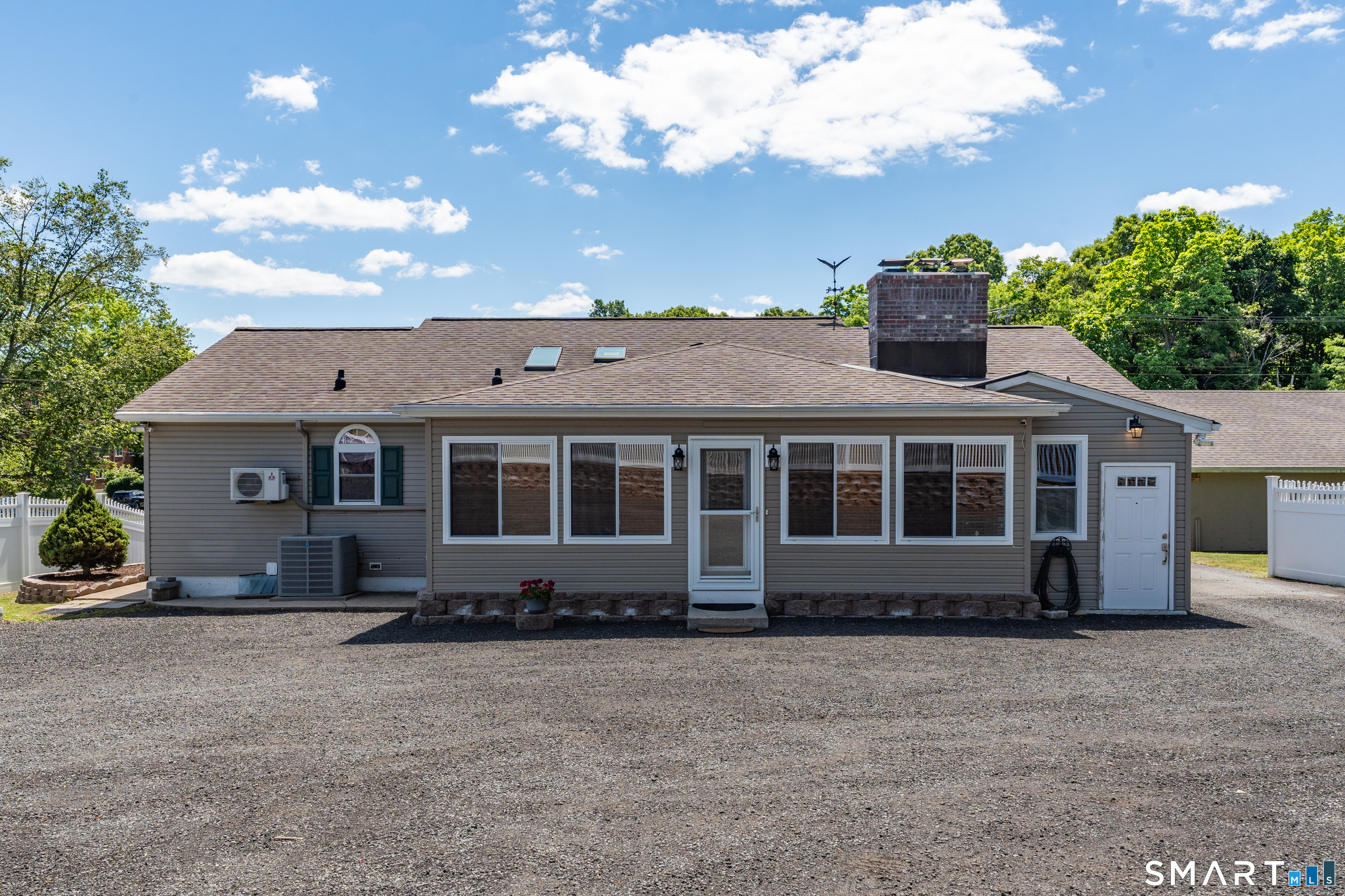 1175 South Main Street Middletown CT 06457
