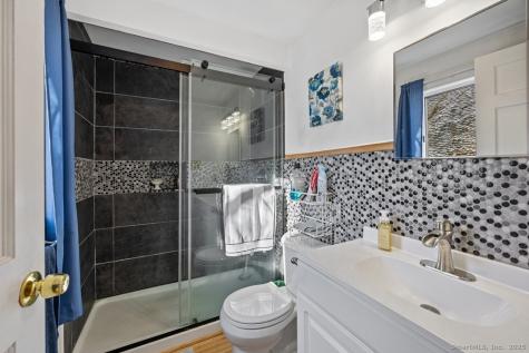 124 East Street Wolcott CT 06716
