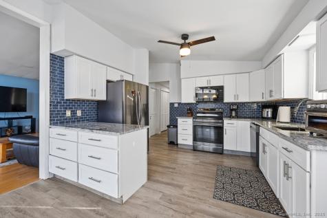 124 East Street Wolcott CT 06716