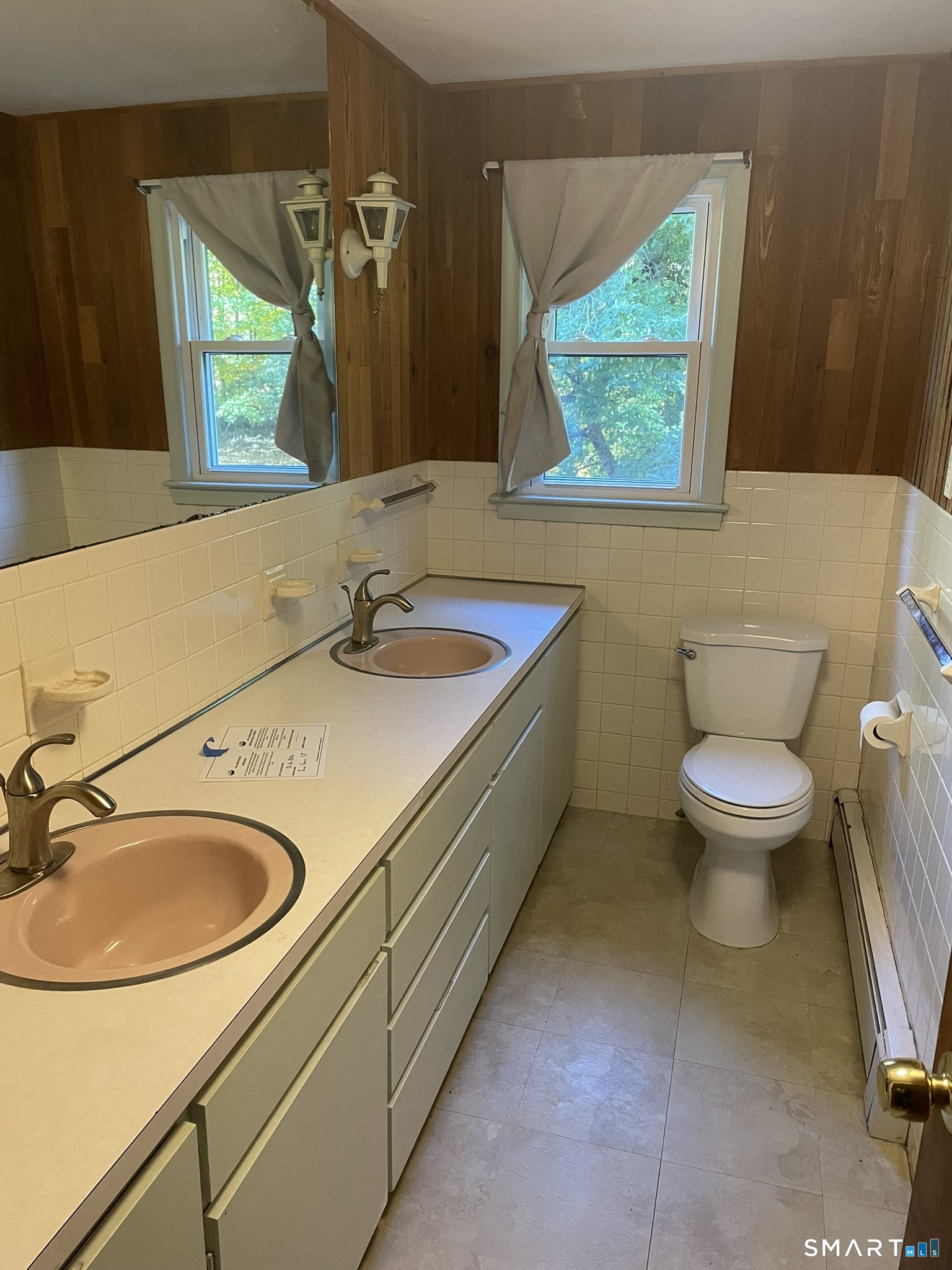 102 Day Street Granby CT 06035