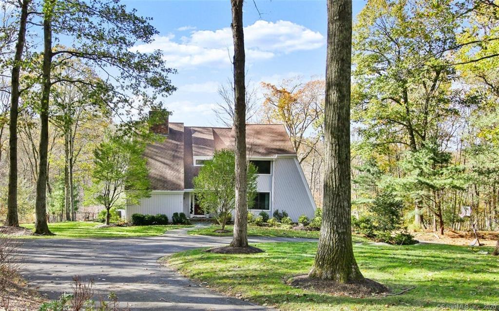 11 Mine Hill Road Redding CT 06896