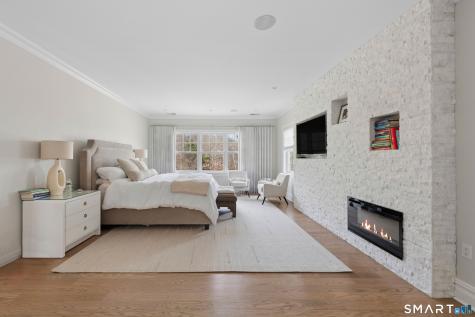 4 Ravenglass Drive Stamford CT 06903