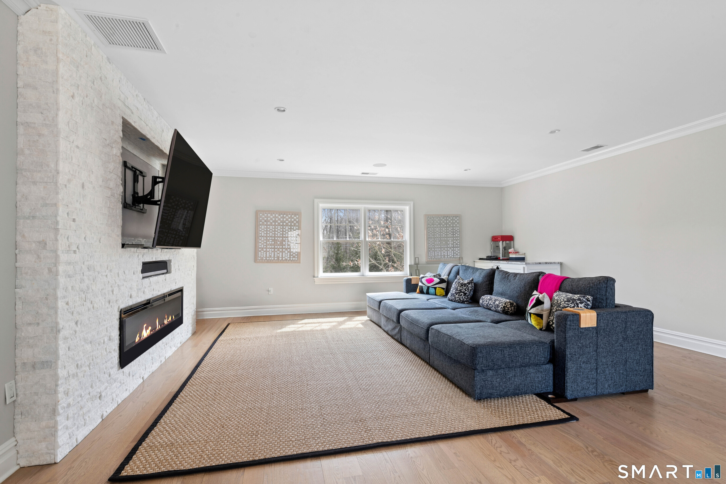 4 Ravenglass Drive Stamford CT 06903