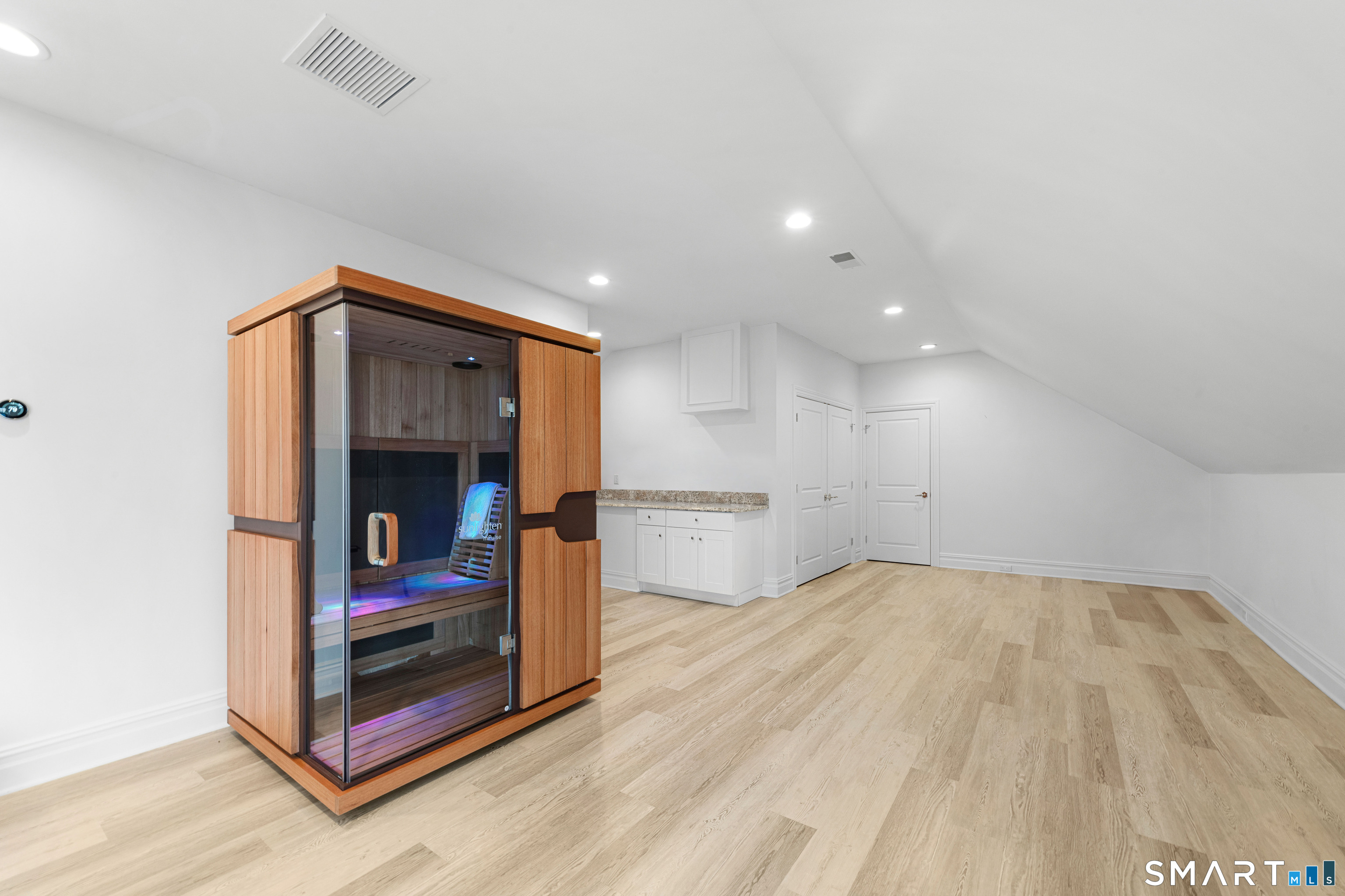 4 Ravenglass Drive Stamford CT 06903