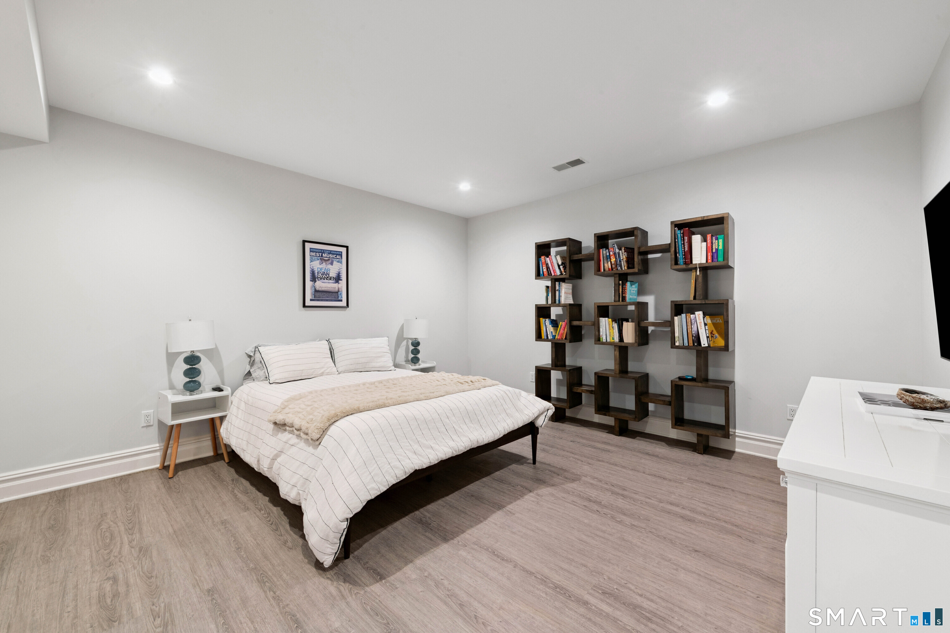 4 Ravenglass Drive Stamford CT 06903