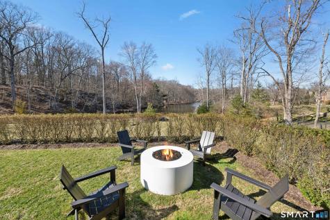 4 Ravenglass Drive Stamford CT 06903