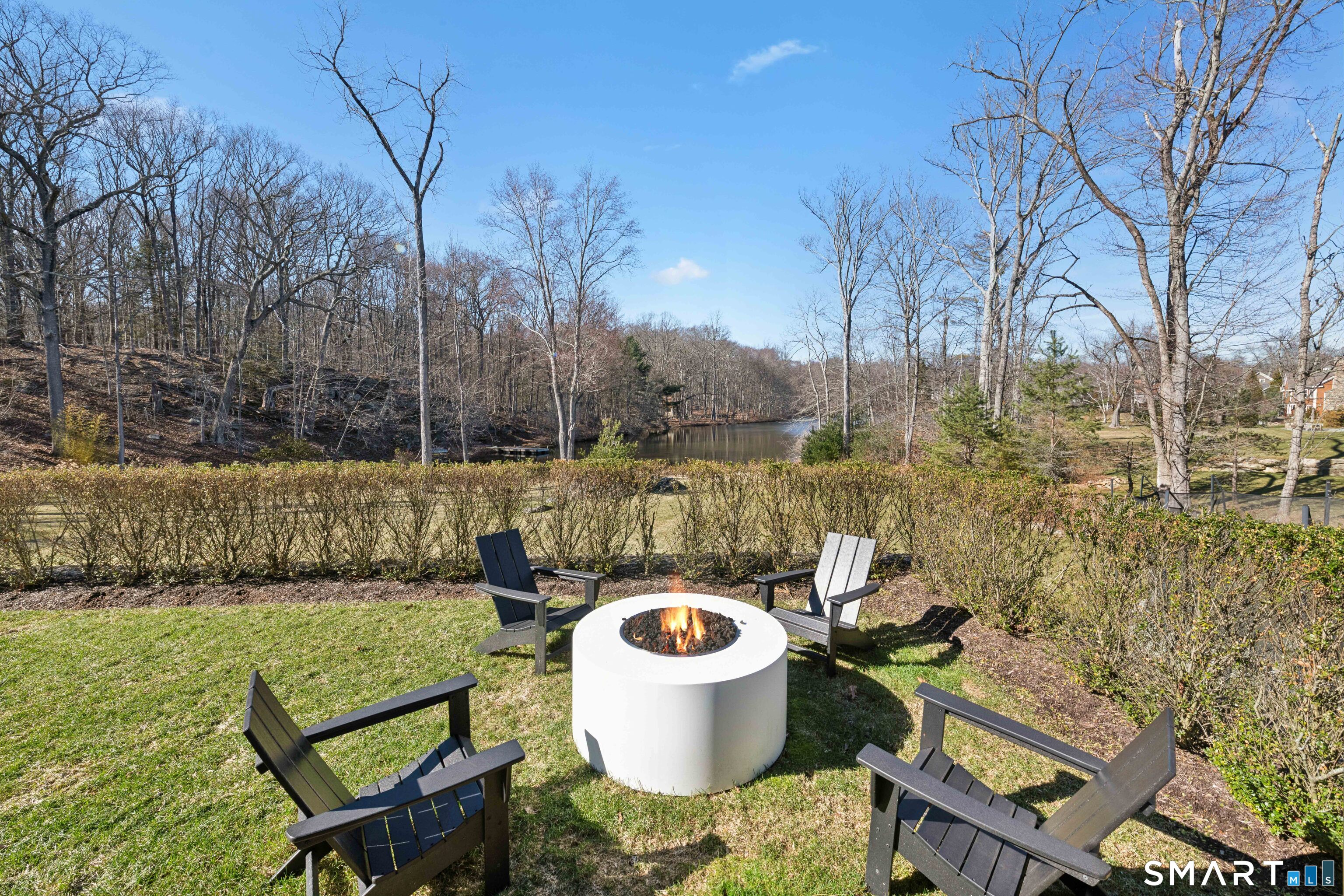4 Ravenglass Drive Stamford CT 06903