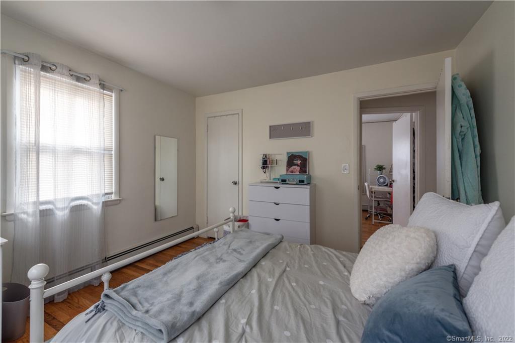 25 Myron Avenue Bridgeport CT 06606