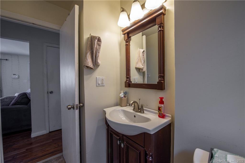 25 Myron Avenue Bridgeport CT 06606