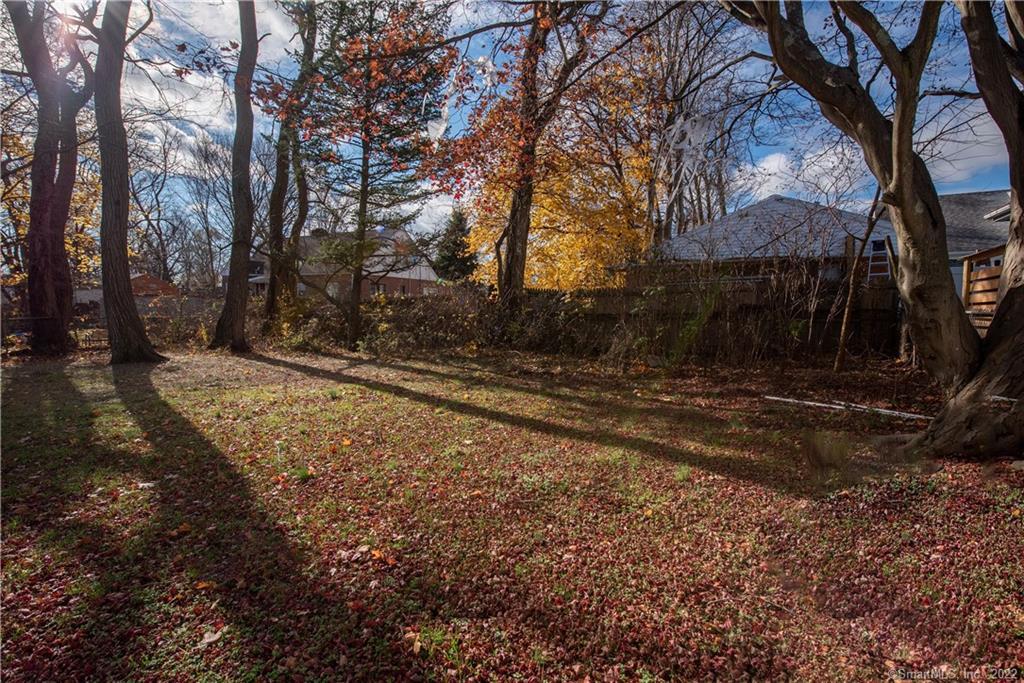 25 Myron Avenue Bridgeport CT 06606