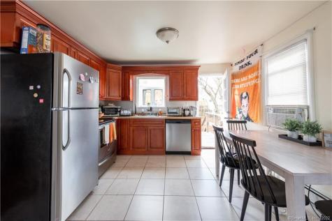 25 Myron Avenue Bridgeport CT 06606