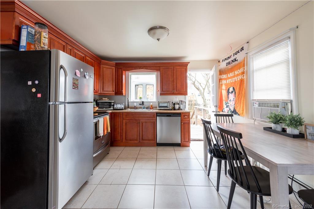 25 Myron Avenue Bridgeport CT 06606