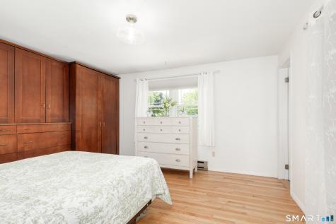 335 Redwood Lane Cheshire CT 06410
