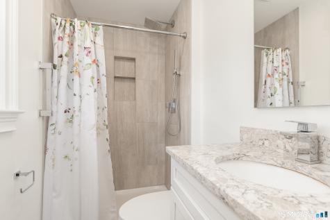 335 Redwood Lane Cheshire CT 06410