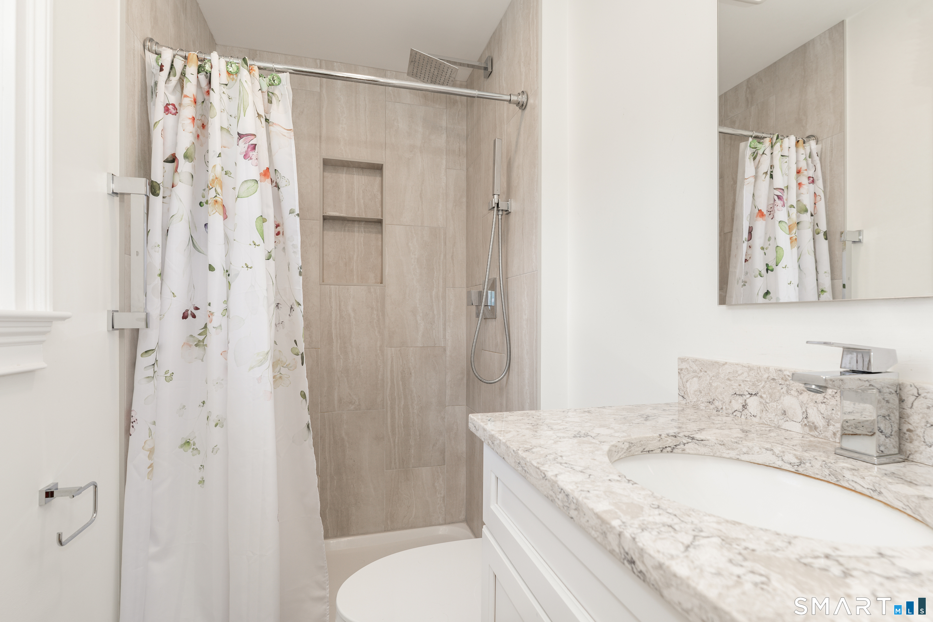 335 Redwood Lane Cheshire CT 06410