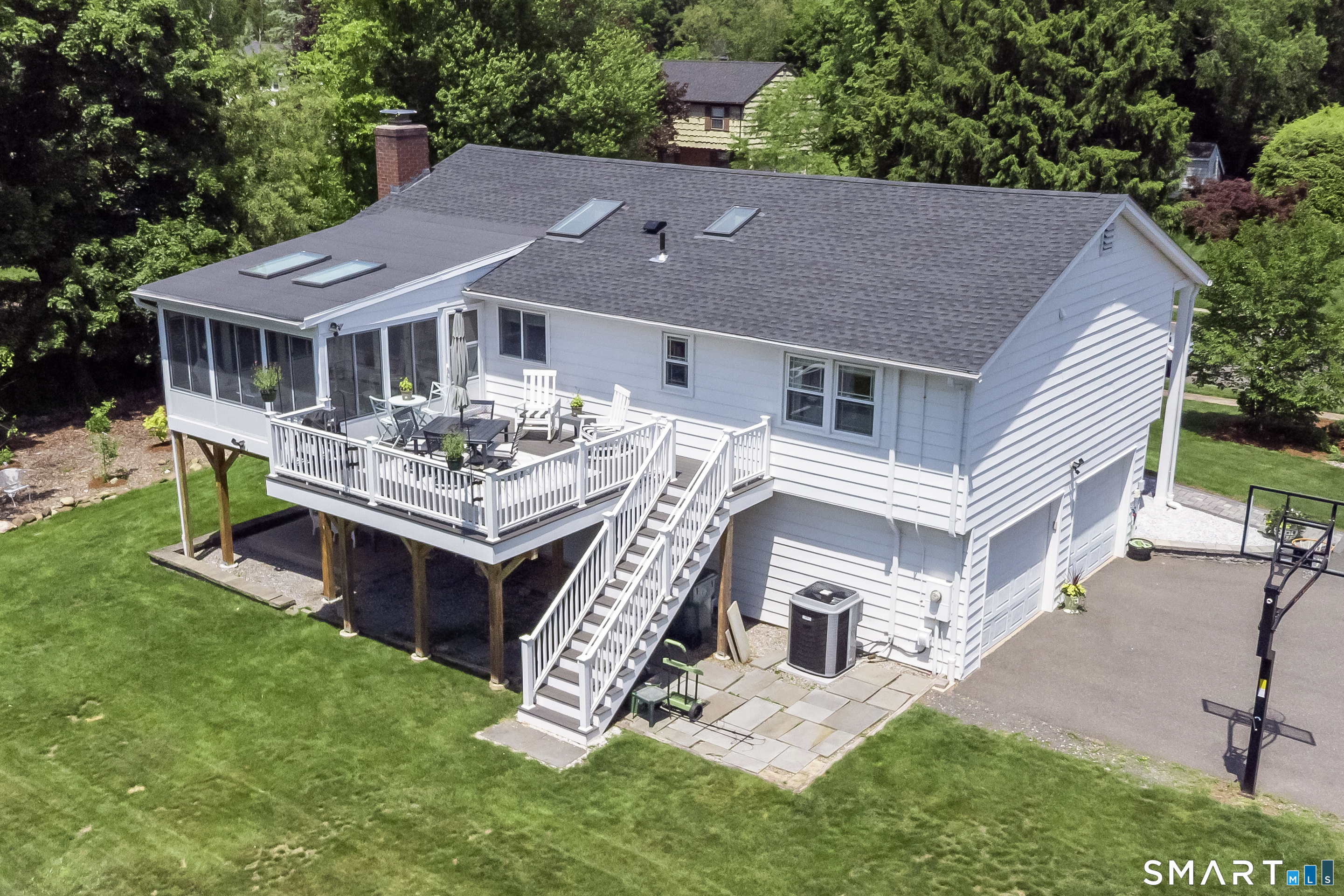 335 Redwood Lane Cheshire CT 06410