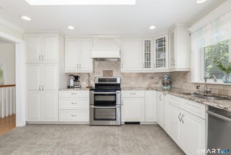 335 Redwood Lane Cheshire CT 06410