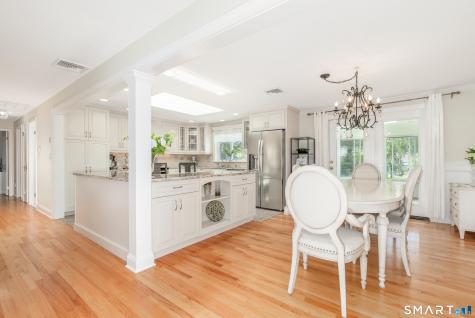 335 Redwood Lane Cheshire CT 06410