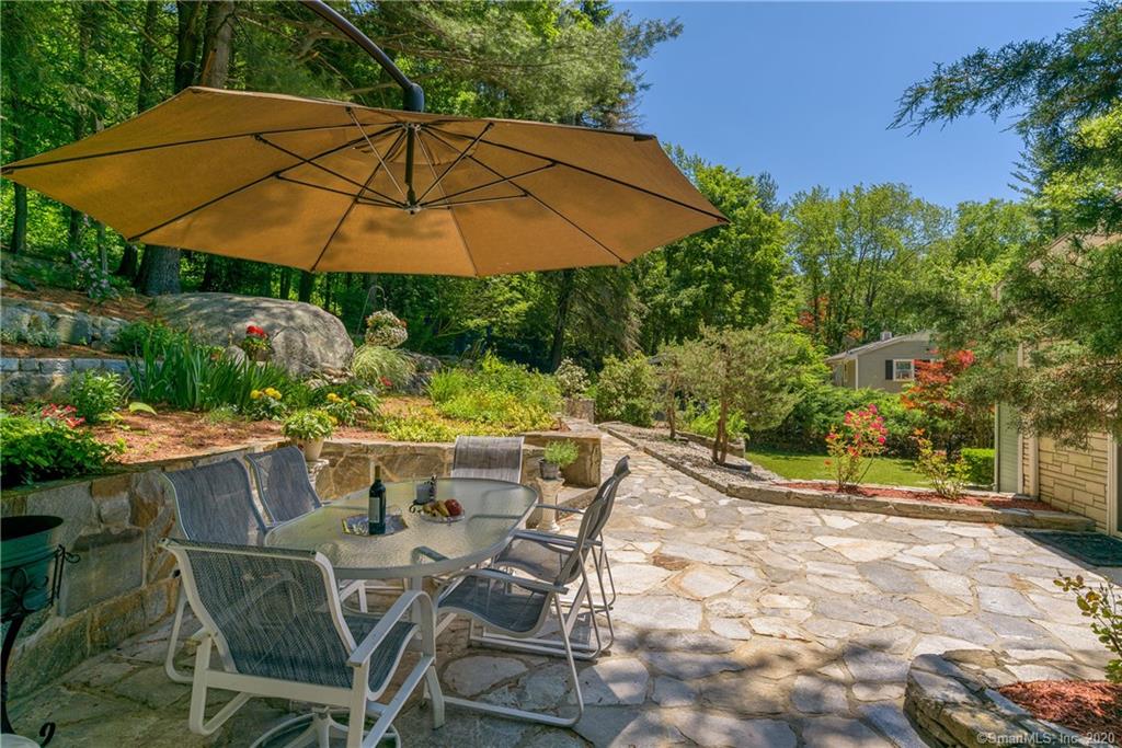 59 Pembroke Road Danbury CT 06811