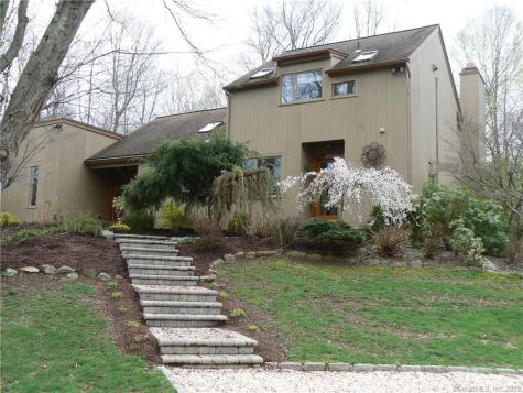5 Sunset Hill Road Redding CT 06896