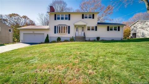 205 Braeside Drive Hamden CT 06514