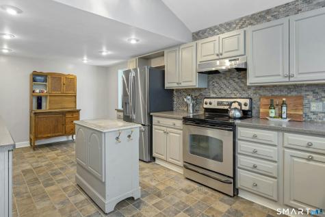 65 Barrows Road Easton CT 06612