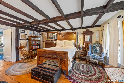 25 Stonegate Circle Cheshire CT 06410