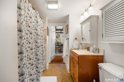 25 Stonegate Circle Cheshire CT 06410