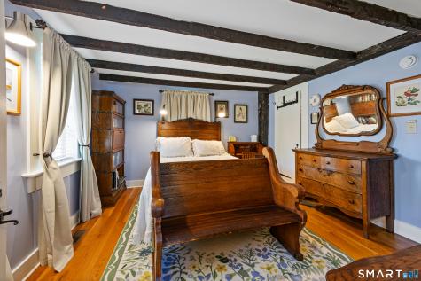 25 Stonegate Circle Cheshire CT 06410