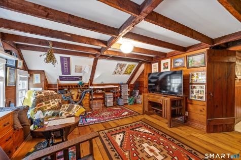 25 Stonegate Circle Cheshire CT 06410