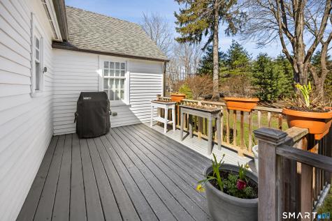 25 Stonegate Circle Cheshire CT 06410