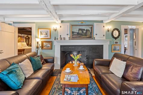 25 Stonegate Circle Cheshire CT 06410