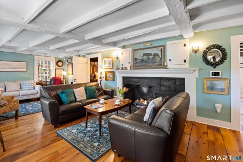 25 Stonegate Circle Cheshire CT 06410