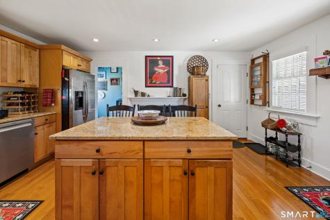 25 Stonegate Circle Cheshire CT 06410