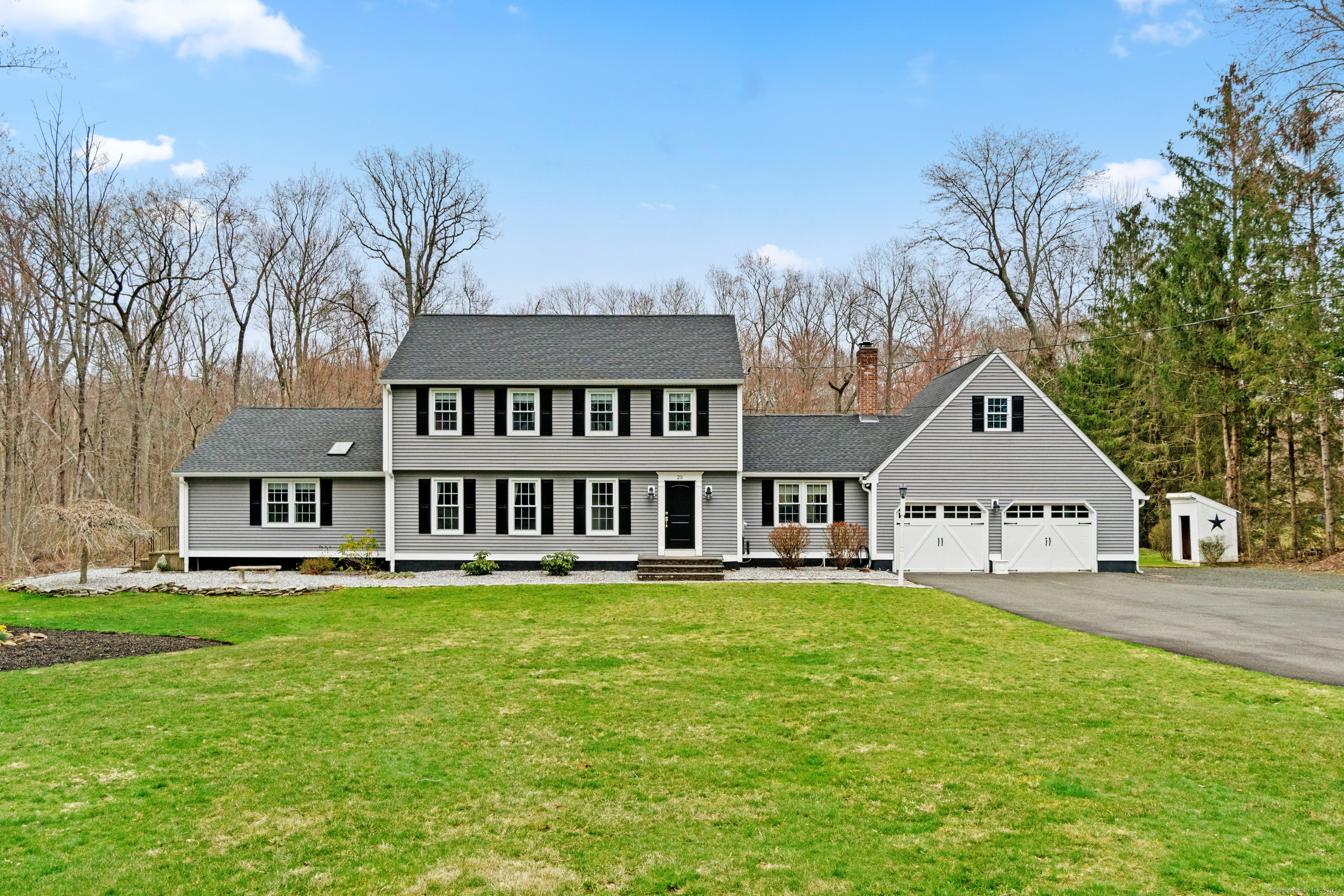 25 Laurelwood Drive Wallingford CT 06492