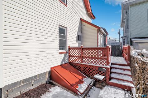 252 Shelton Street Bridgeport CT 06608