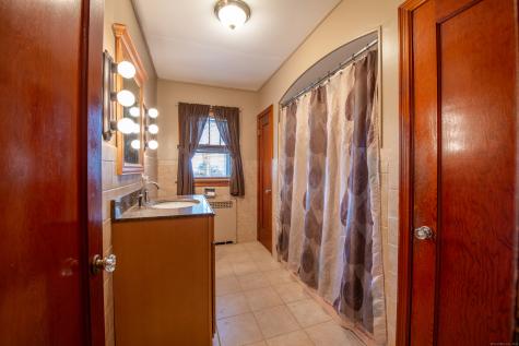 252 Church Street Putnam CT 06260