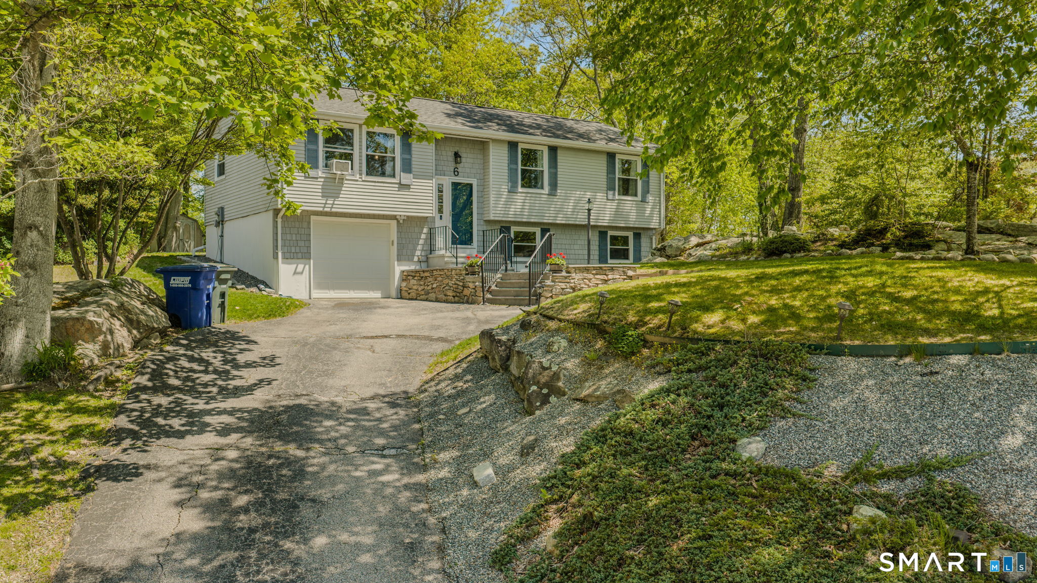 6 Amherst Court Groton CT 06355