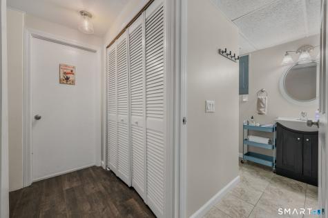6 Amherst Court Groton CT 06355
