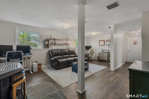 6 Amherst Court Groton CT 06355