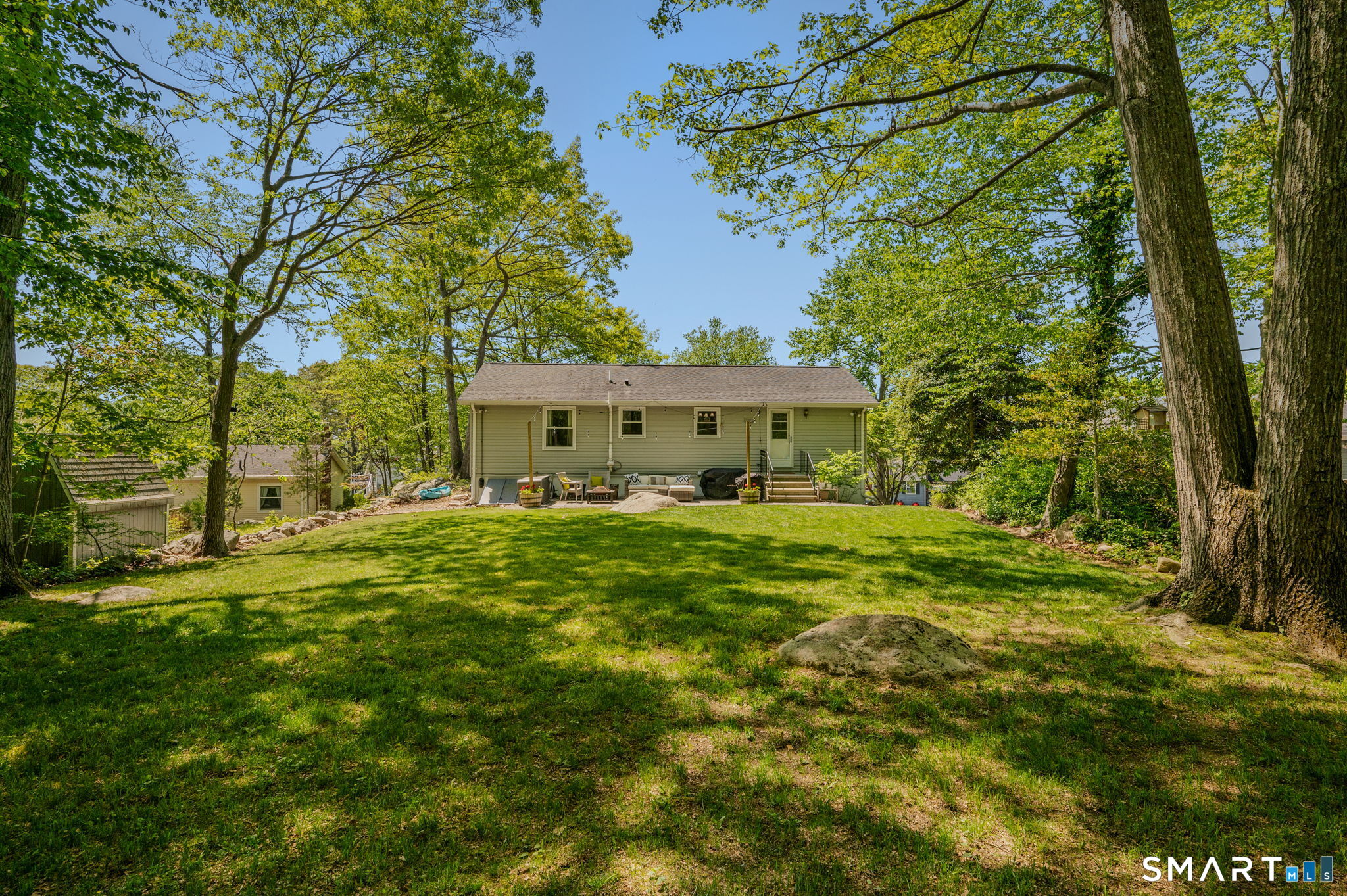 6 Amherst Court Groton CT 06355