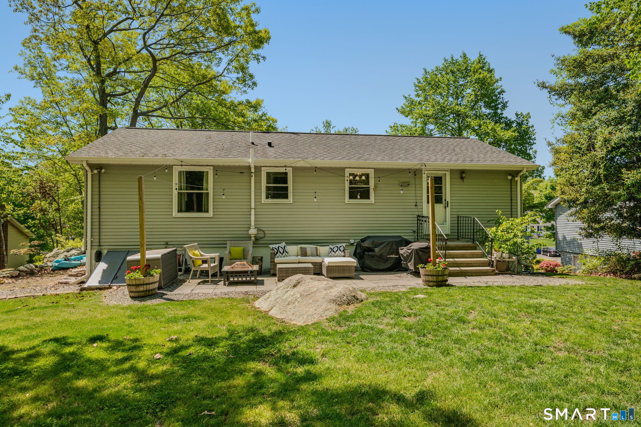 6 Amherst Court Groton CT 06355