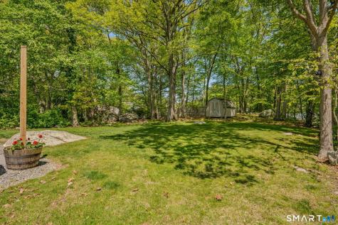 6 Amherst Court Groton CT 06355